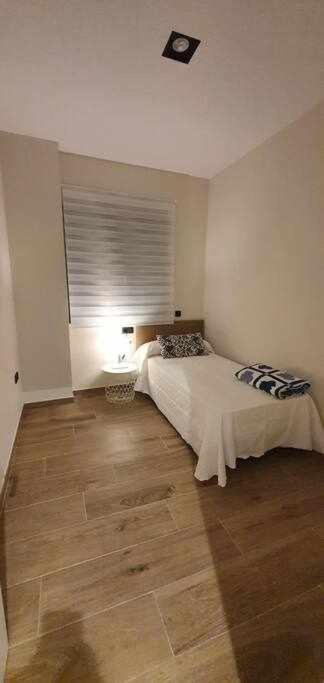 Appartement Estupendo Piso Nuevo En Playa Victoria à Cadix Extérieur photo